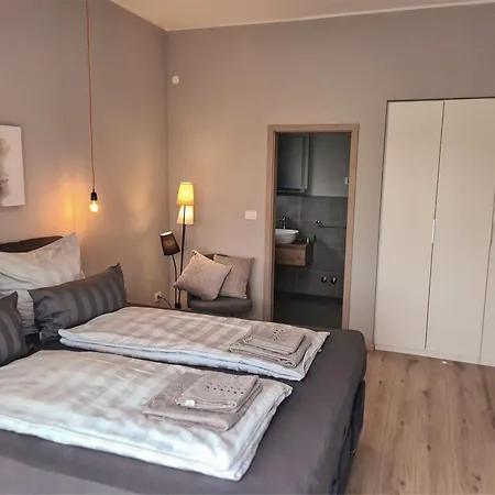 Esti Villa *