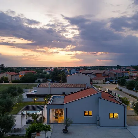 Esti Marčana